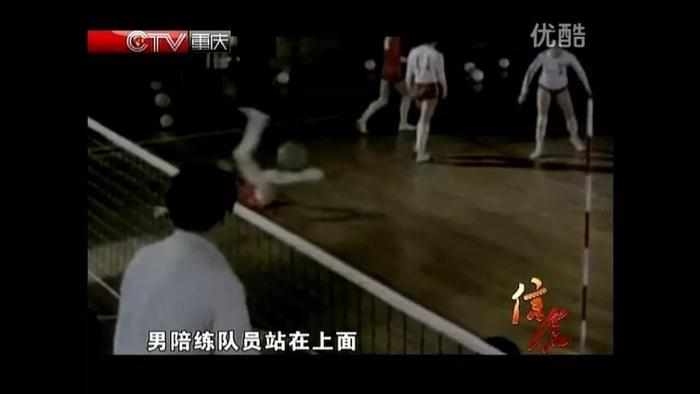 中国女排10连胜,卫冕世界杯冠军:这样的女排精神值得讲给孩子听!